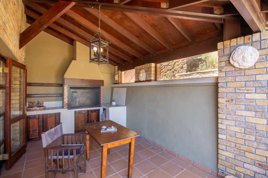 To Let 3 Bedroom Property for Rent in Capri Western Cape